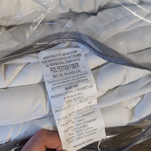 *NWT* Martha Stewart Collection Twin Mattress Pad - Picture 10 of 12